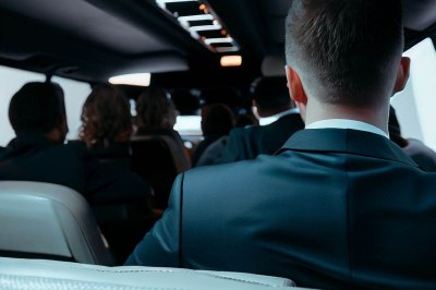 The Benefits of Using a Limousine for Corporate Events